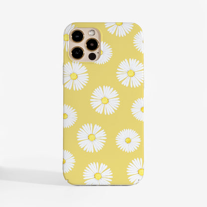 Daisy Flowers phone case with pretty floral print; an elegant, protective phone case for women who love timeless style.