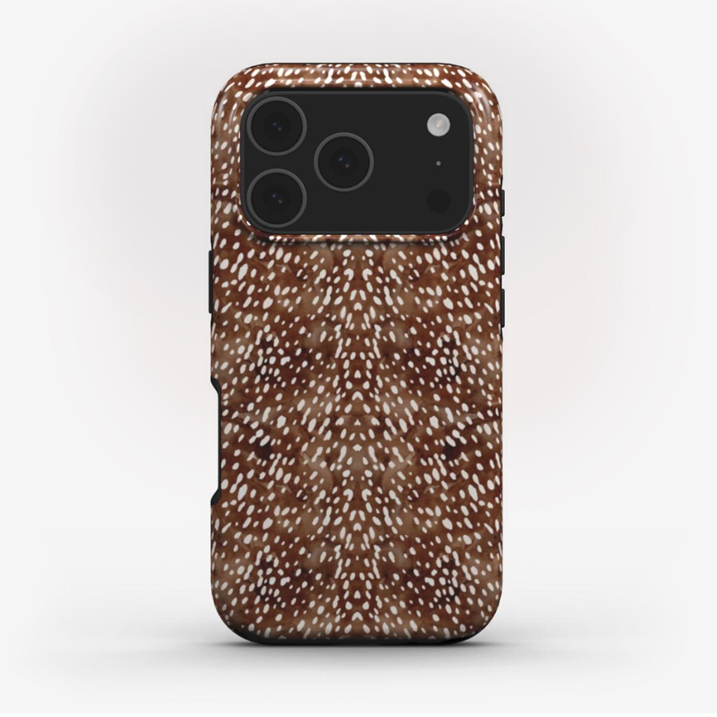 Protective bumper phone case with deer print design for a nature-inspired aesthetic